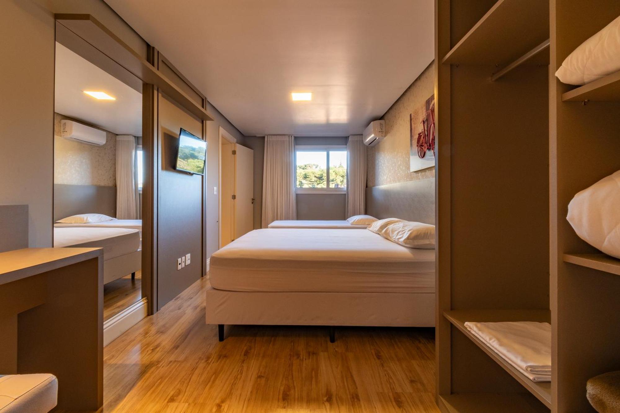 A Apenas 300 Mts Da Rua Coberta, No Exclusivo Via Florida Apartment Gramado Exterior photo
